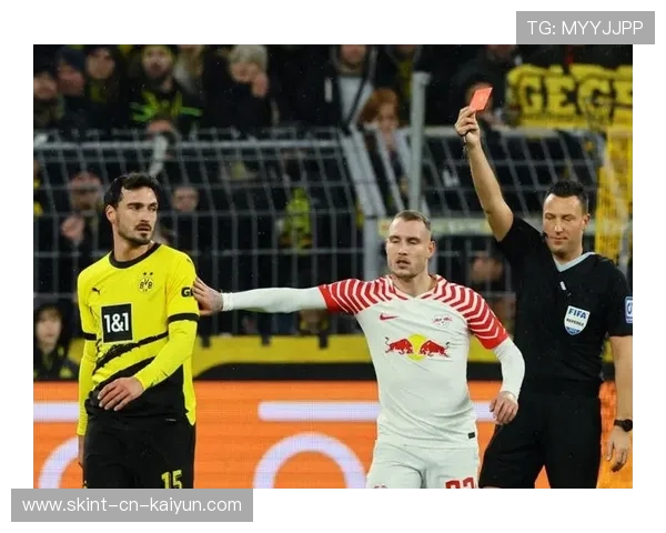 多特门将五连神扑登上头条:德国豪门的钢铁守护者,实力爆发引发热议 多特门将五连神扑登上头条:德国豪门的钢铁守护者,实力爆发引发热议